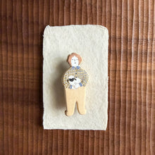 Load image into Gallery viewer, spring timber brooch
