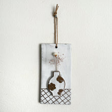 Load image into Gallery viewer, illy's wall hanging plaque vase - brown and white