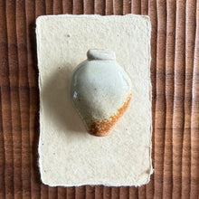 Load image into Gallery viewer, ceramic vase brooches