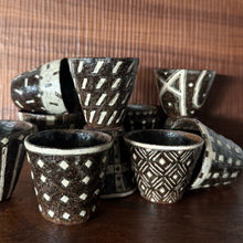 Load image into Gallery viewer, keigo and chiaki sakata - small sake or teacup