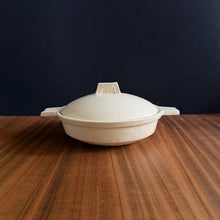 Load image into Gallery viewer, ceramic serving pot - off white