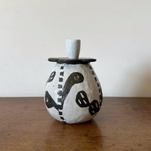 Load image into Gallery viewer, masae mitoma sculptural vase 1 - flower