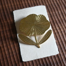Load image into Gallery viewer, brass large flower brooch