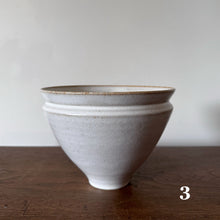 Load image into Gallery viewer, Anwen Thomas bowls