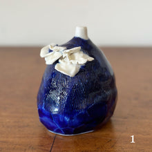 Load image into Gallery viewer, Anna Scheen blue vases