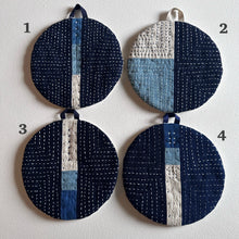 Load image into Gallery viewer, sashiko pot holders CIRCLE
