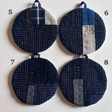 Load image into Gallery viewer, sashiko pot holders CIRCLE