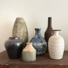 Load image into Gallery viewer, japanese ceramic vases - small
