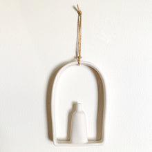 Load image into Gallery viewer, illy's wall arch frame hanging vase - white
