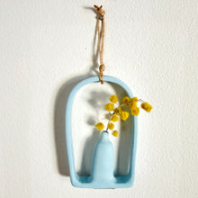 Load image into Gallery viewer, illy's wall arch frame hanging vase - extra small
