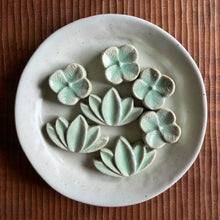 Load image into Gallery viewer, mint blue chopstick rests
