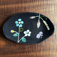 Load image into Gallery viewer, shigaraki garden plate - medium
