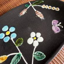 Load image into Gallery viewer, shigaraki garden plate - medium
