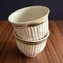 Load image into Gallery viewer, sepia rim ceramic cup - white
