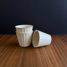 Load image into Gallery viewer, self-stripe ceramic tumbler - white
