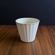 Load image into Gallery viewer, self-stripe ceramic tumbler - white
