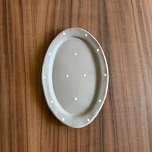 Load image into Gallery viewer, Ken Aoki oval spot dishes

