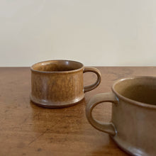 Load image into Gallery viewer, japanese tea cups - brown

