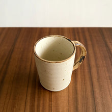 Load image into Gallery viewer, cylinder porcelain mug - cream

