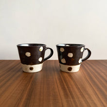 Load image into Gallery viewer, oribe spot mug

