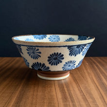 Load image into Gallery viewer, flower pattern ramen bowl - blue
