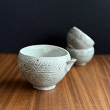 Load image into Gallery viewer, tobikanna carved sake set
