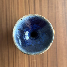 Load image into Gallery viewer, Claudia De Salvo ceramic vase 1
