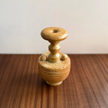 Load image into Gallery viewer, Claudia De Salvo ceramic vase 2
