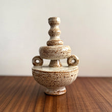 Load image into Gallery viewer, Claudia De Salvo ceramic vase 3
