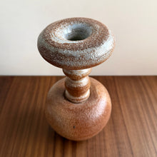 Load image into Gallery viewer, Claudia De Salvo ceramic vase 4

