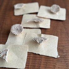 Load image into Gallery viewer, toshiko nakajima ceramic brooches
