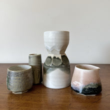 Load image into Gallery viewer, Laura Pascoe small vases/cups
