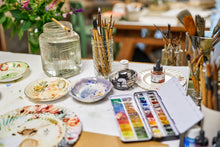 Load image into Gallery viewer, Nasturtiums from Julie’s Garden - A watercolour and ink art workshop with Lesley Kendall
