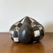 Load image into Gallery viewer, masae mitoma ceramic sculpture 3
