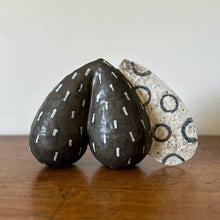 Load image into Gallery viewer, masae mitoma ceramic sculpture 4
