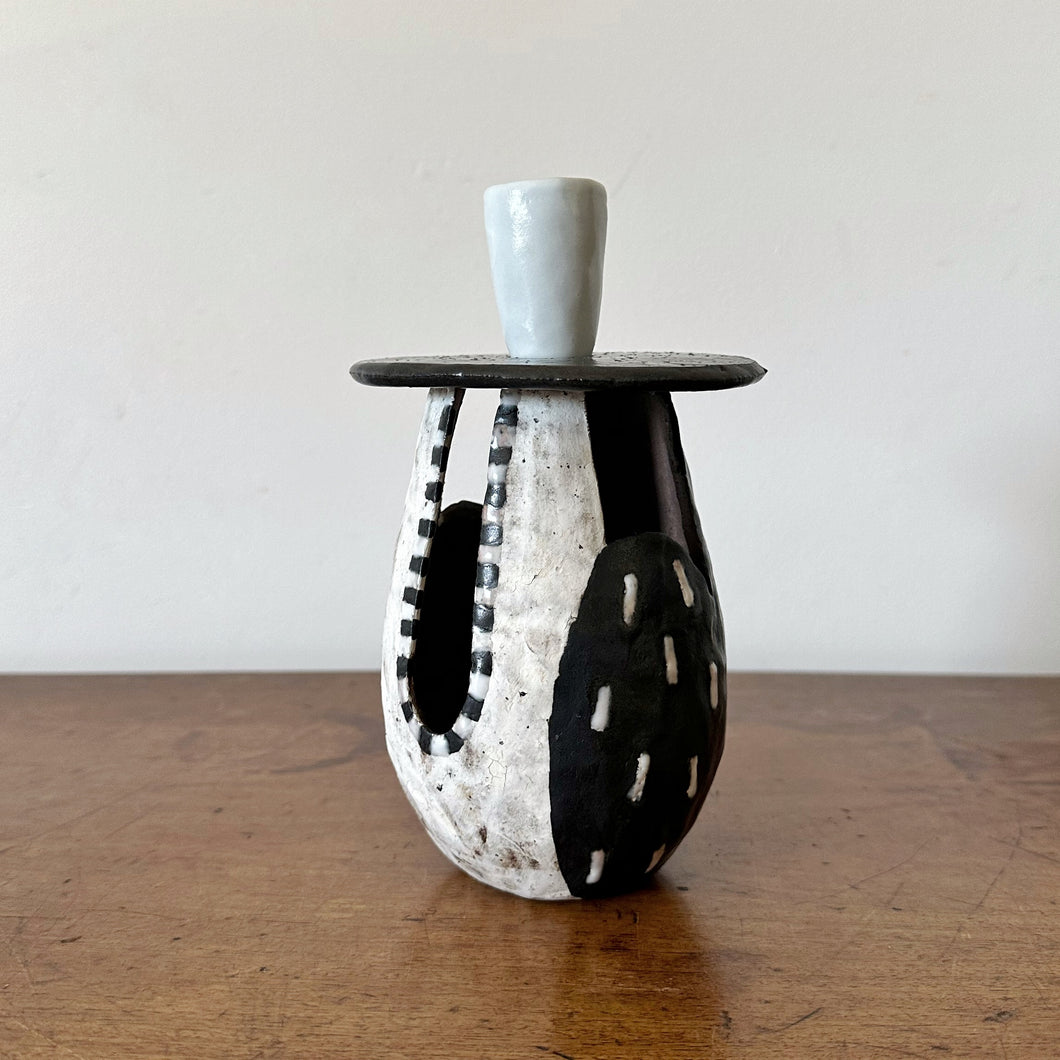 masae mitoma sculptural vase 2 - cutout