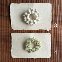 Load image into Gallery viewer, ceramic wreath brooches
