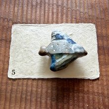 Load image into Gallery viewer, ceramic bird brooches
