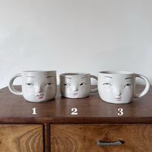 Load image into Gallery viewer, Dai Li Stoneware face cup
