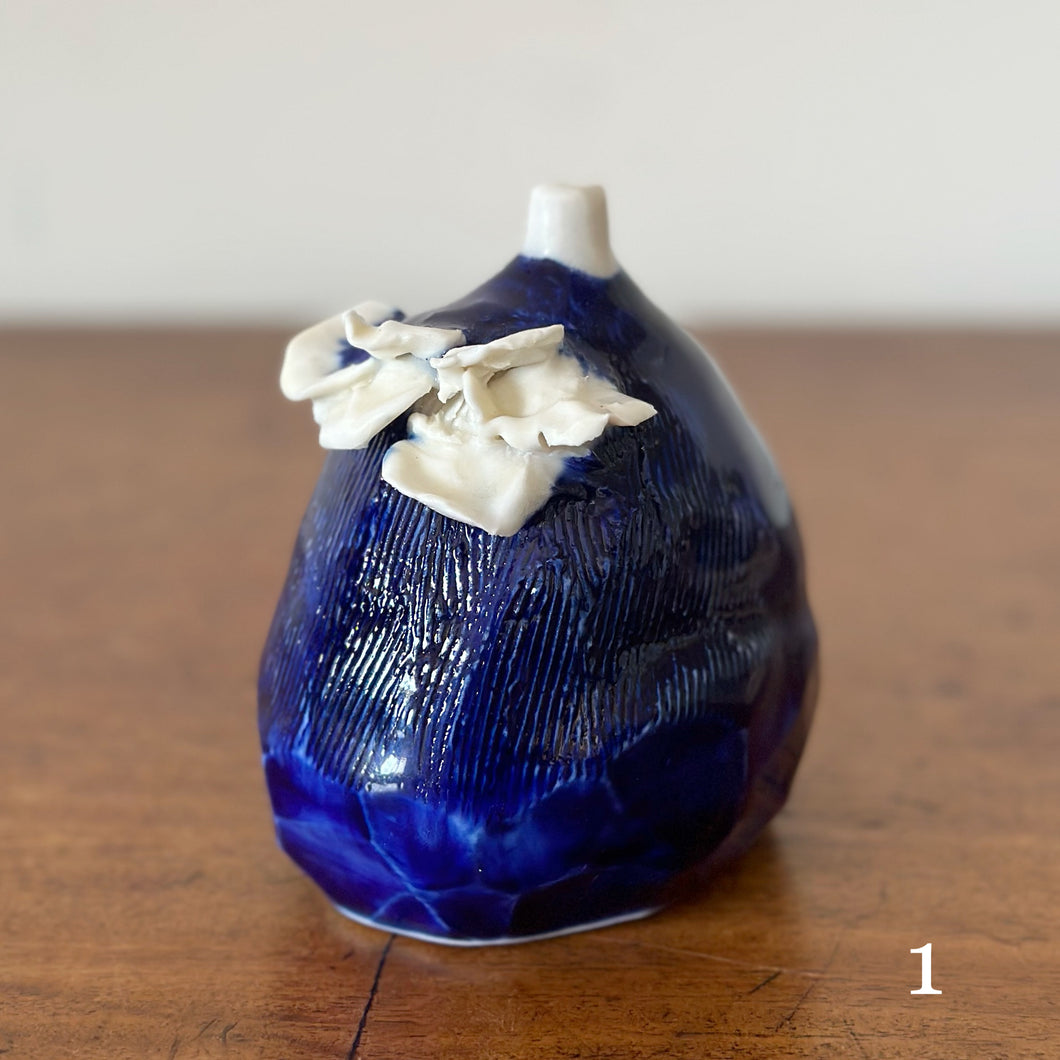 Anna Scheen blue vases